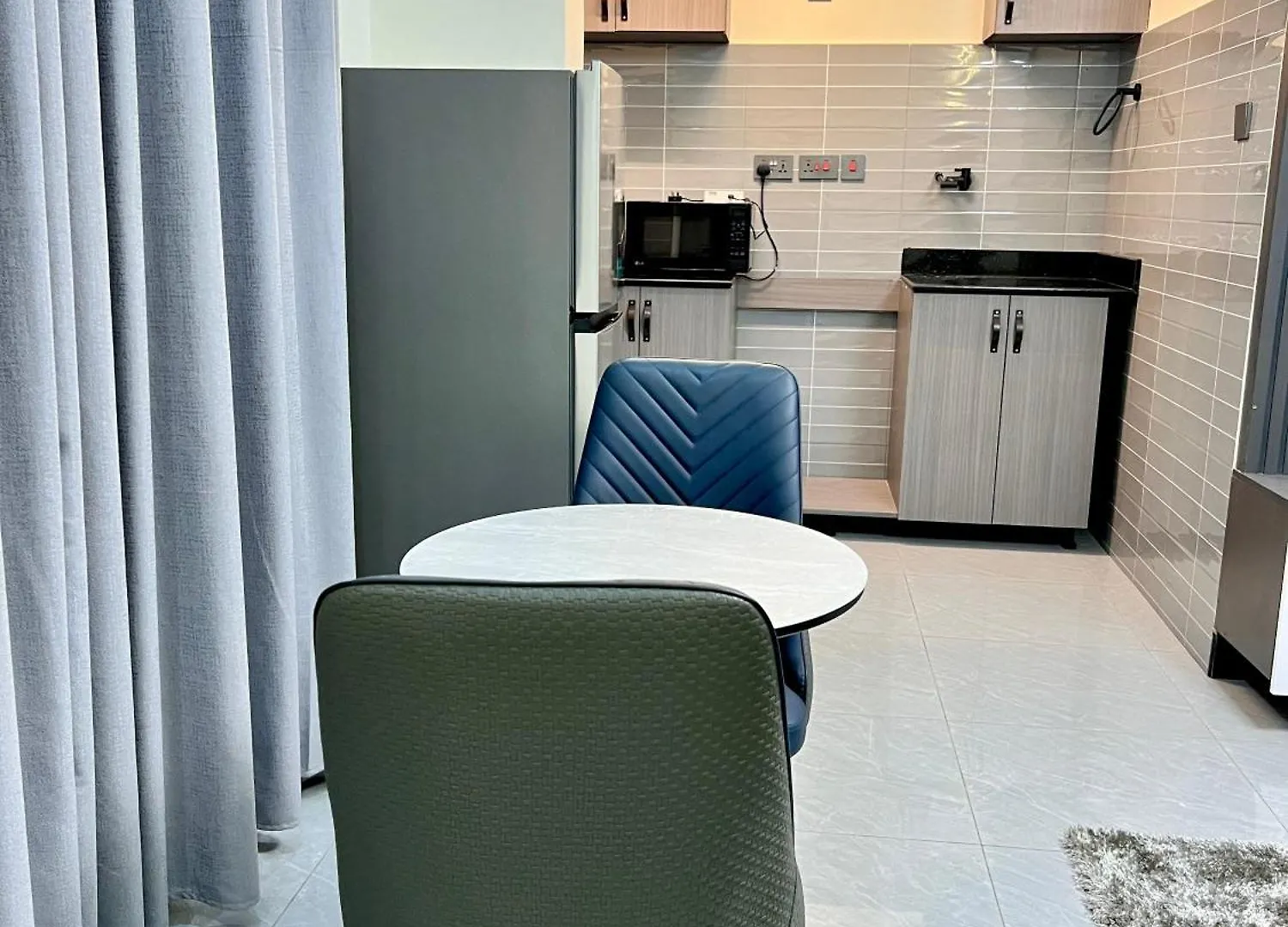 קמפאלה Lee Furnished Homes - Executive 1 דירה